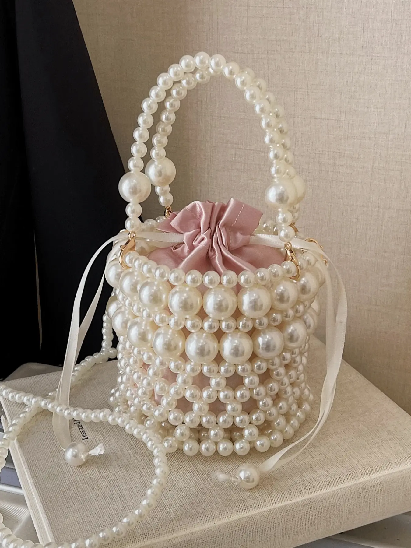 Unique Pearl Design Mini Handbag, New Shoulder Crossbody Bag, Handmade Beaded Weave Purse, Fashionable and Stylish Accessory, Crossbody Shoulder Purses, Handheld Bag Purse, Crossbody Shoulder Bags, Casual Crossbody Bag
