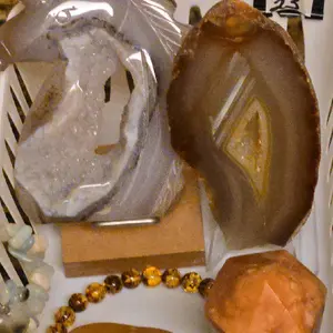 rocks/ crystals rocks/ crystals
