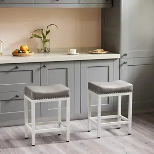 DUMOS Saddle Bar Stools Set of 2, 24 Inch Counter Height Stools with PU Leather Upholstery, 250 lb Weight Capacity, Bar Height Stools with Footrest for Kitchen Island, Dining, Cafe, Gray