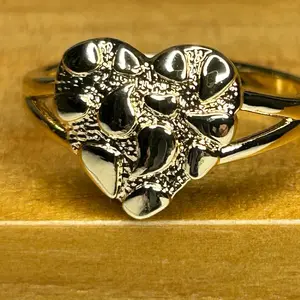 Women's Heart-Shaped Nugget Ring, Elegant Gold Plated Dainty Band, Stylish and Durable Jewelry for Daily Wear or Special Occasions, Multi-Size