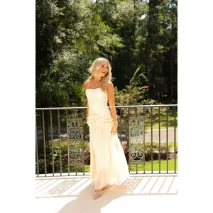 Erica Gown - Champagne Erica Gown - Champagne