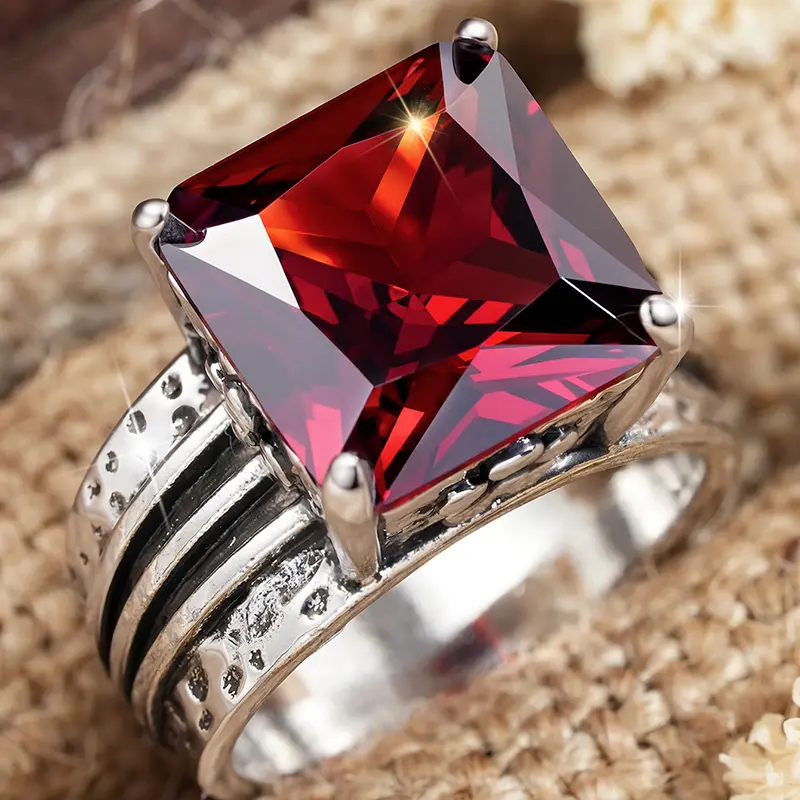 Women's Elegant Amber Crystal Statement Ring - Vintage-Inspired Wide Band, Rectangular Gemstone, Suitable for parties,Christmas and Halloween,festivals, gifting, and daily wear, engagement  Ring, Vintage Charm, Unique Rings