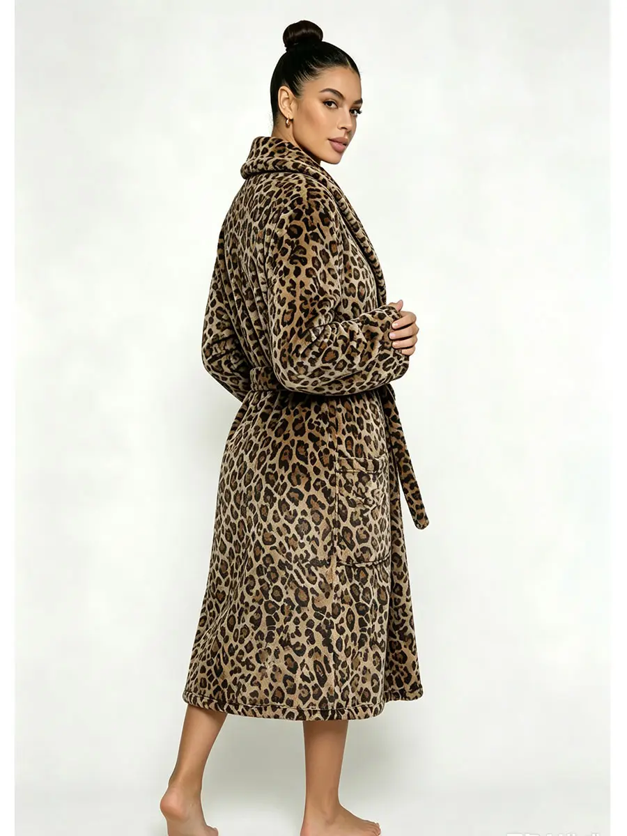 Women's Animal Print Flannel Bathrobe - 1 Size, Fits Lady, Long Sleeve Soft Skin-Friendly Plush Garment, Shawl Collar, Warm SPA Loungewear, Breathable Cozy Dressing Gown, Casual, Loose, Comfortable, Chic, Lace Up