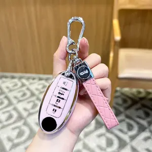 For Nissan 4 Button Altima Rogue Sentra Kicks Armada Murano Pathfinder Versa Titan Leaf Accessories pink Car Keys Case Shell Full Covers Protector Keychain