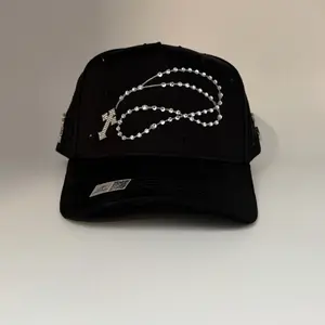 Premium quality Caps’fans Rosario black silver