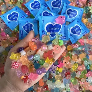 40pcs Mini Luminous Animal Resin Model,  Glow in The Dark Miniature Resin Model, DIY Craft for Home Decor, Birthday Party Gift, Ornaments
