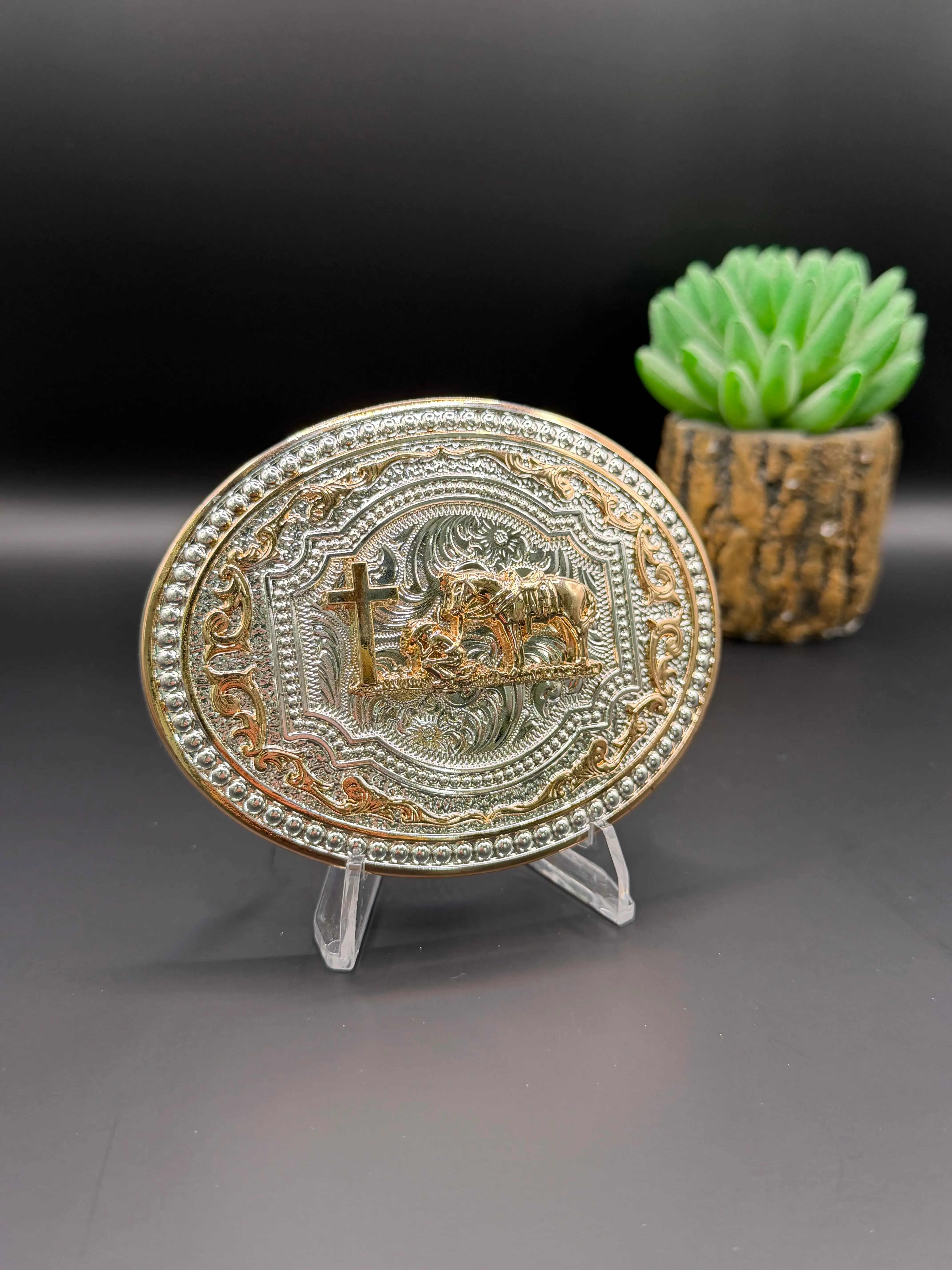 Praying Cowboy Round Hyde Buckle Rose Gold diamonds