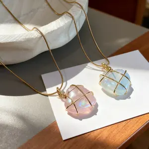 Fashionable Moonstone Necklace - Ideal for Cartoon - Loving Princess - Style Girls, Trendy Pink Dangling Novelty Jewelry