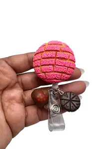 Concha Badge Reel-Pink