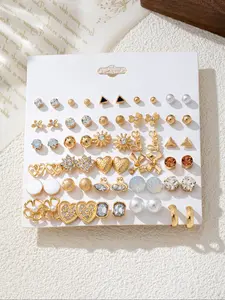 30 Pairs Assorted Earrings, Versatile Earrings, Heart Shaped Earrings Suitable for Daily Wear, Festive Occasions, Simple Western Style Clothing Accessories, Small Decorative Jewelry, Trendy Jewelry, Stud Earrings Jewelry