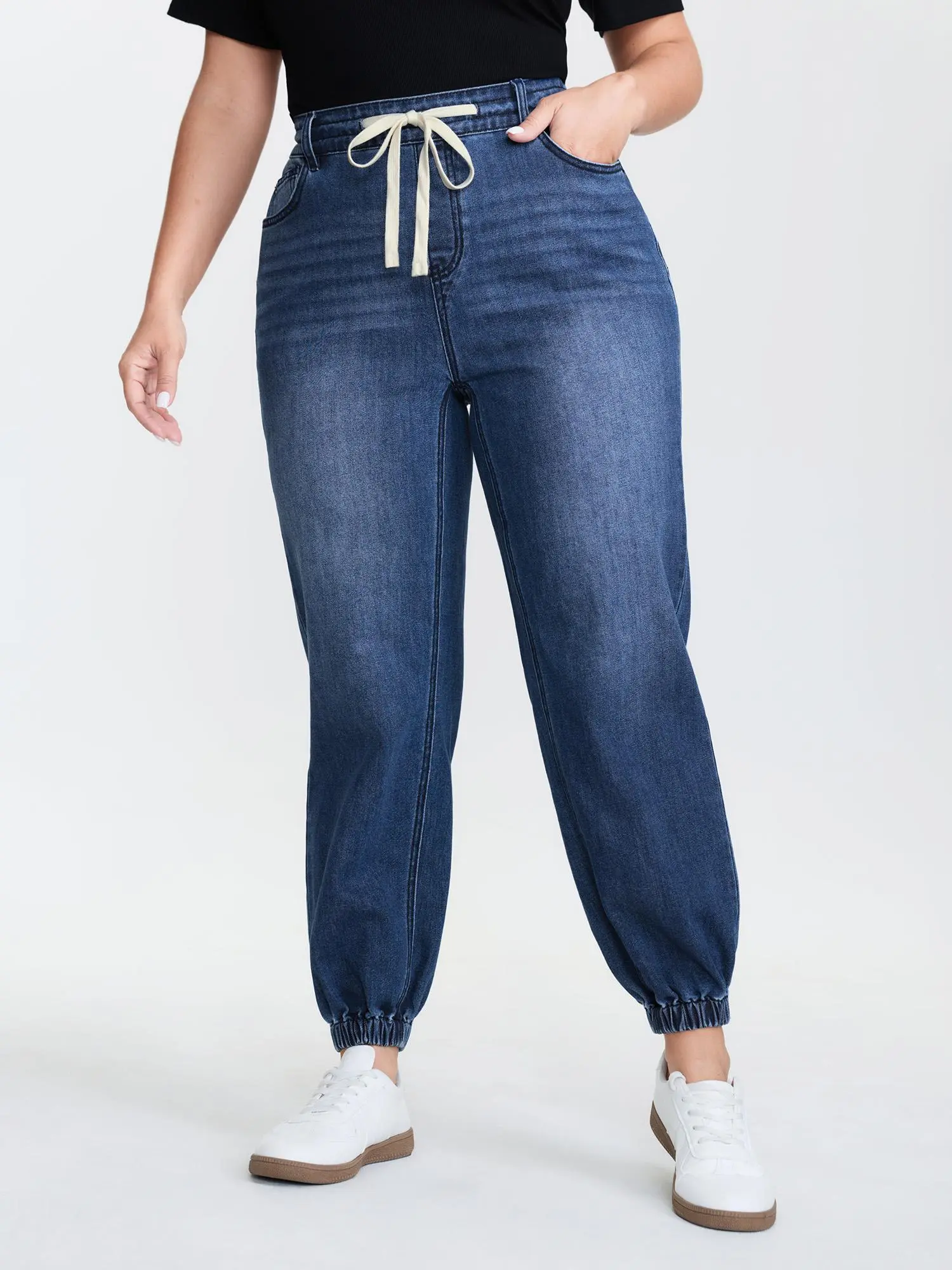 Women's Plus Size Butter-Soft Curvy Denim Pull-On Jeans - Fabric Simple Everyday Breathable Fitted Basic Trousers with Pocket, Rubber Waist, Turn-Up Hem, M-6X Sizes 2026 Summer Style Bottoms, Pants, Curvy Denim Style, Casual, False Placket, Full Length, S