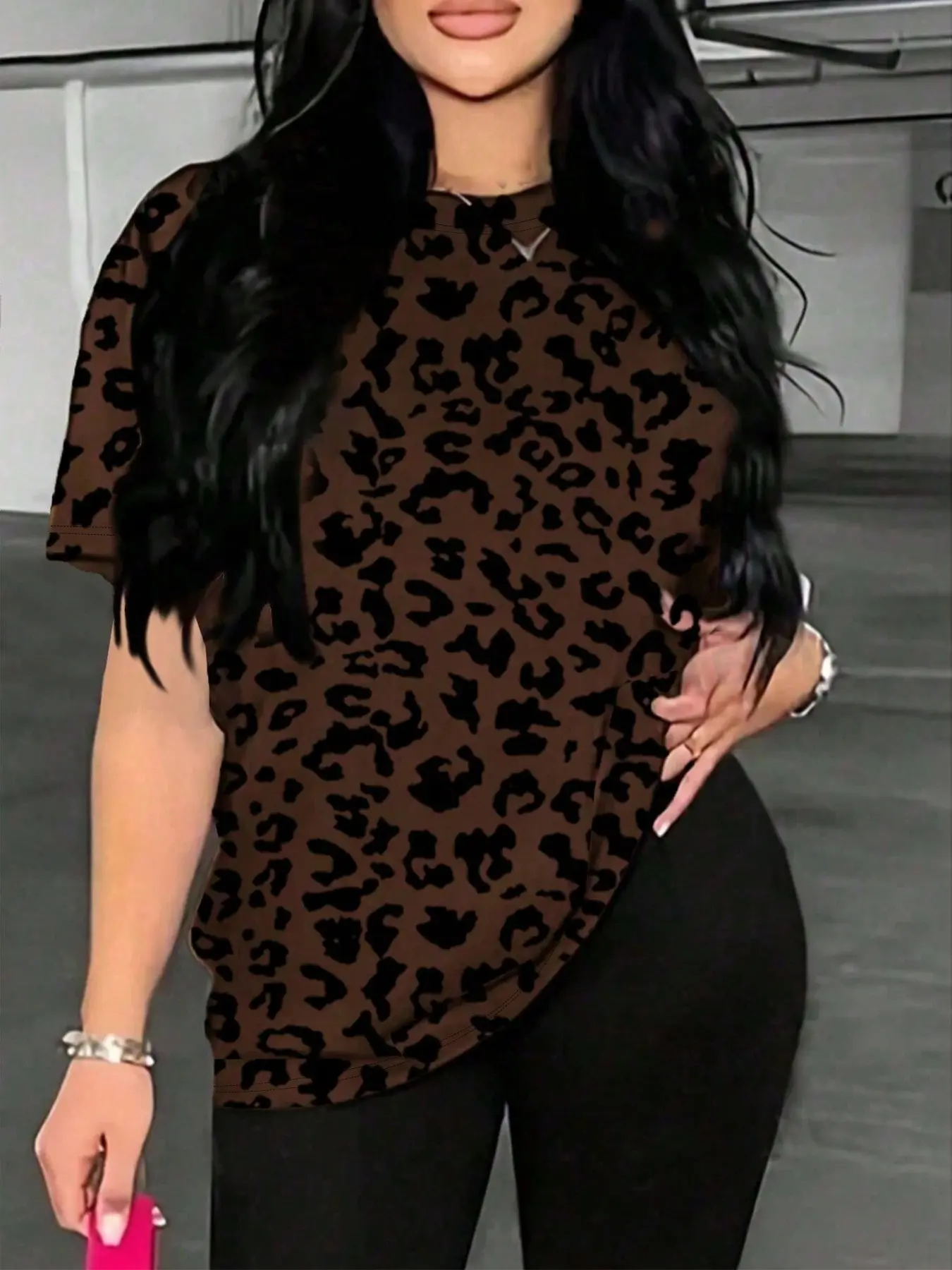 Women's Leopard Print T-Shirt, Comfortable Casual Top, Baggy Fit, Ideal for Daily Wear, Fashionable Trendy Design, Perfect Gift Choice