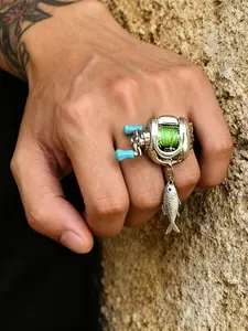 Father's Day Gift: Luxurious Fishing Reel Necklace & Ring Set. Rotatable, detachable reel design, exquisite silver accessories. Perfect imaginative gift for fishing-loving dads, husbands, or sons. Jewelry Sets