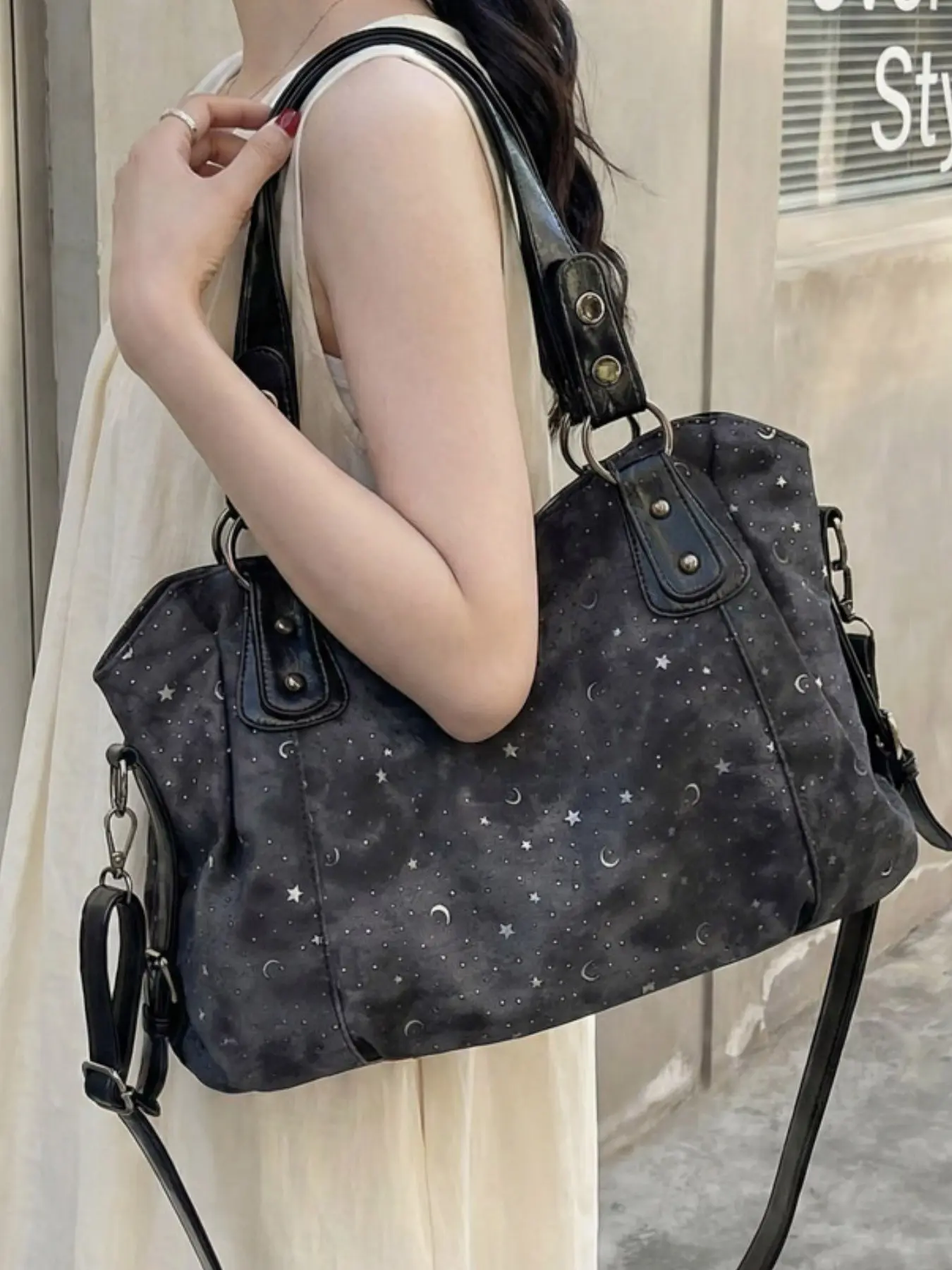 Vintage Sweet Cool Style Tote Bag for Women, Large Capacity Embellished Shoulder Bag, Elegant Commuter Bag, Versatile Casual Commute Crossbody Bag, Star Moon Rhinestone Design