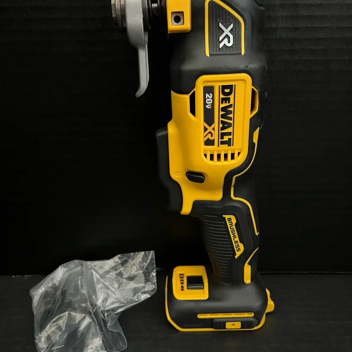 Dewalt 20V MAX XR Cordless Brushless 3-Speed Oscillating Multi Tool (Tool Only)