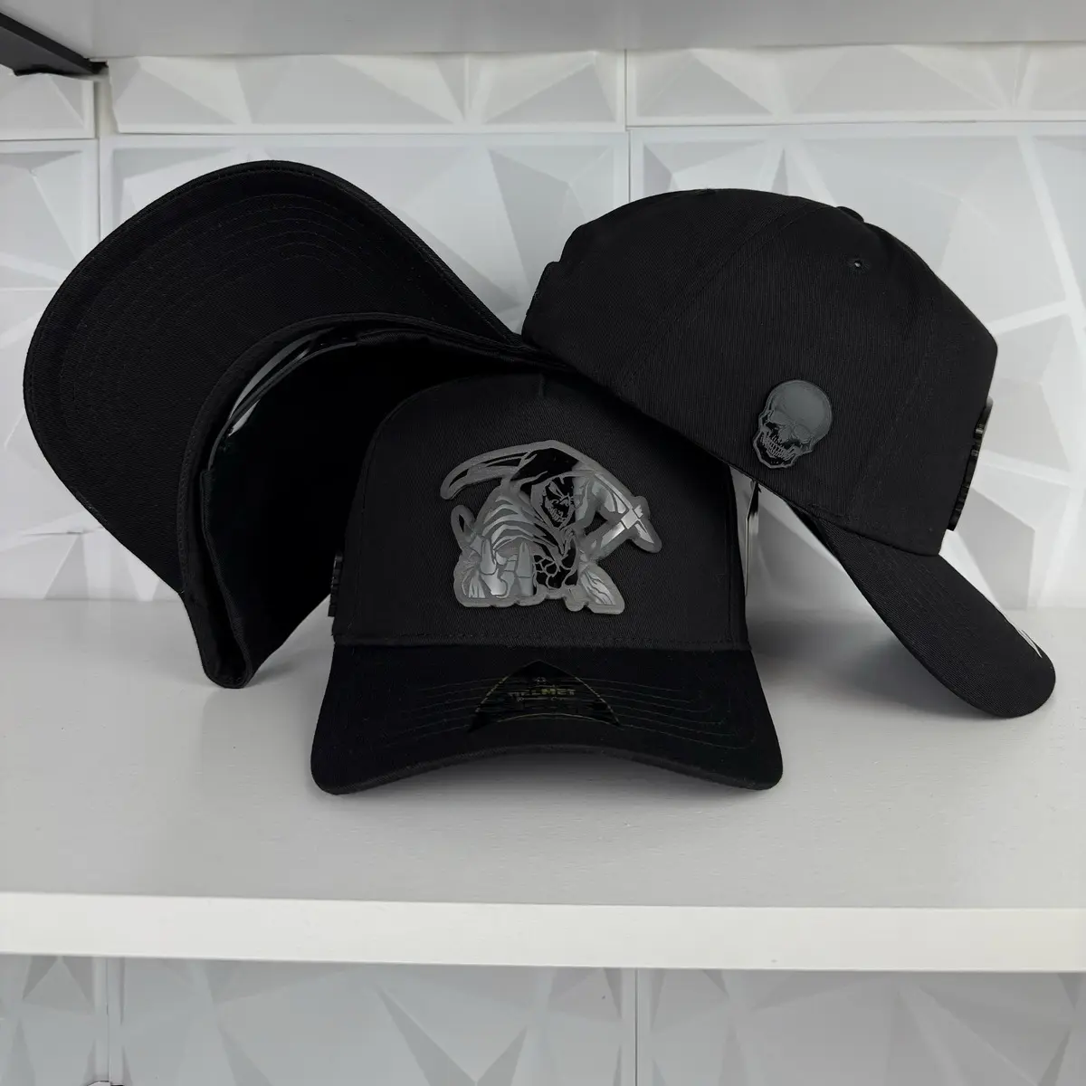 Santa muerte SnapBack hat-black