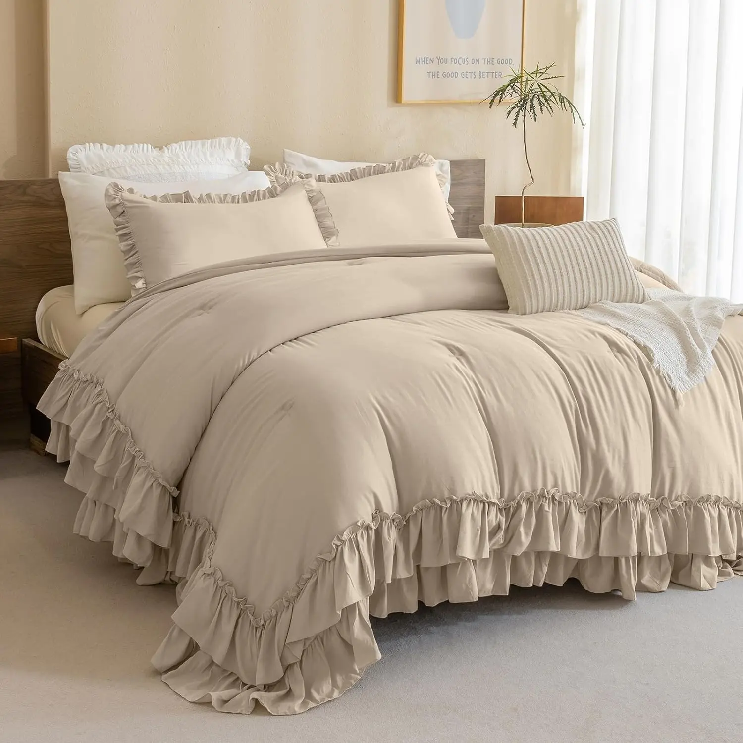 Queen Ruffled 3-Piece Bedding Set - Durable Polyester, Shabby Chic Farmhouse Boho Style, All Seasons Ultra Linen Feel Fluffy Texture, Handmade Hem (1 Ruffle Comforter + 2 Pillow Shams, Machine Washable)