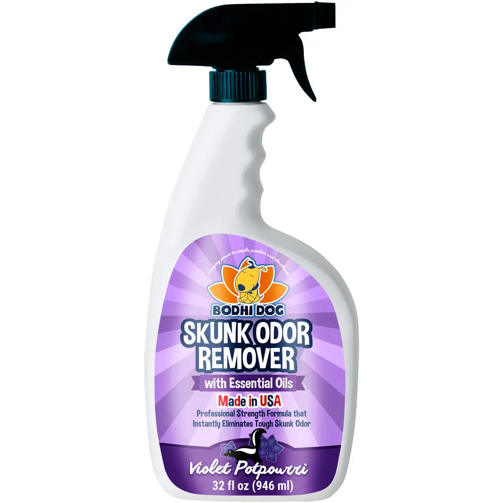 Skunk Odor Remover 32 fl oz with Essential Oils for Dogs, Cats, Furniture, Carpet, Clothing & More - Made in USA by Bodhi Dog