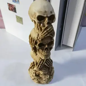 Halloween Skull Resin Craft Ornament, Decorative Desktop Statue, Sculpture Desk Decor, Creative for Home & Party Decor, Unique Gift Idea for Halloween Lovers