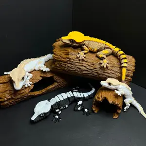 3D-Printed Leopard Gecko Figurine, Articulated Lizard Sculpture for Home Decor, Realistic Reptile Collectible Desk Ornament, Articulated Gecko Model for Reptile Lovers and Collectors