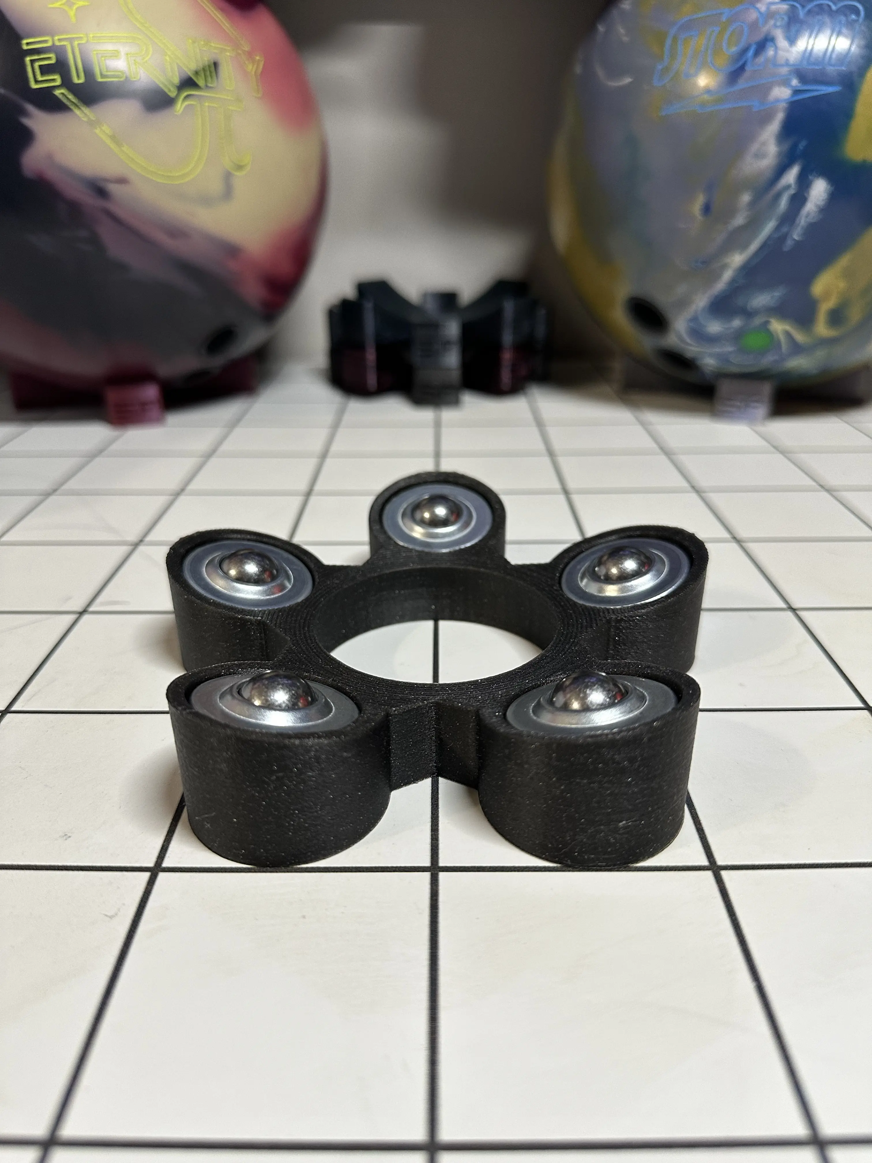 Skard Prints Spinning Bowling Ball Cup