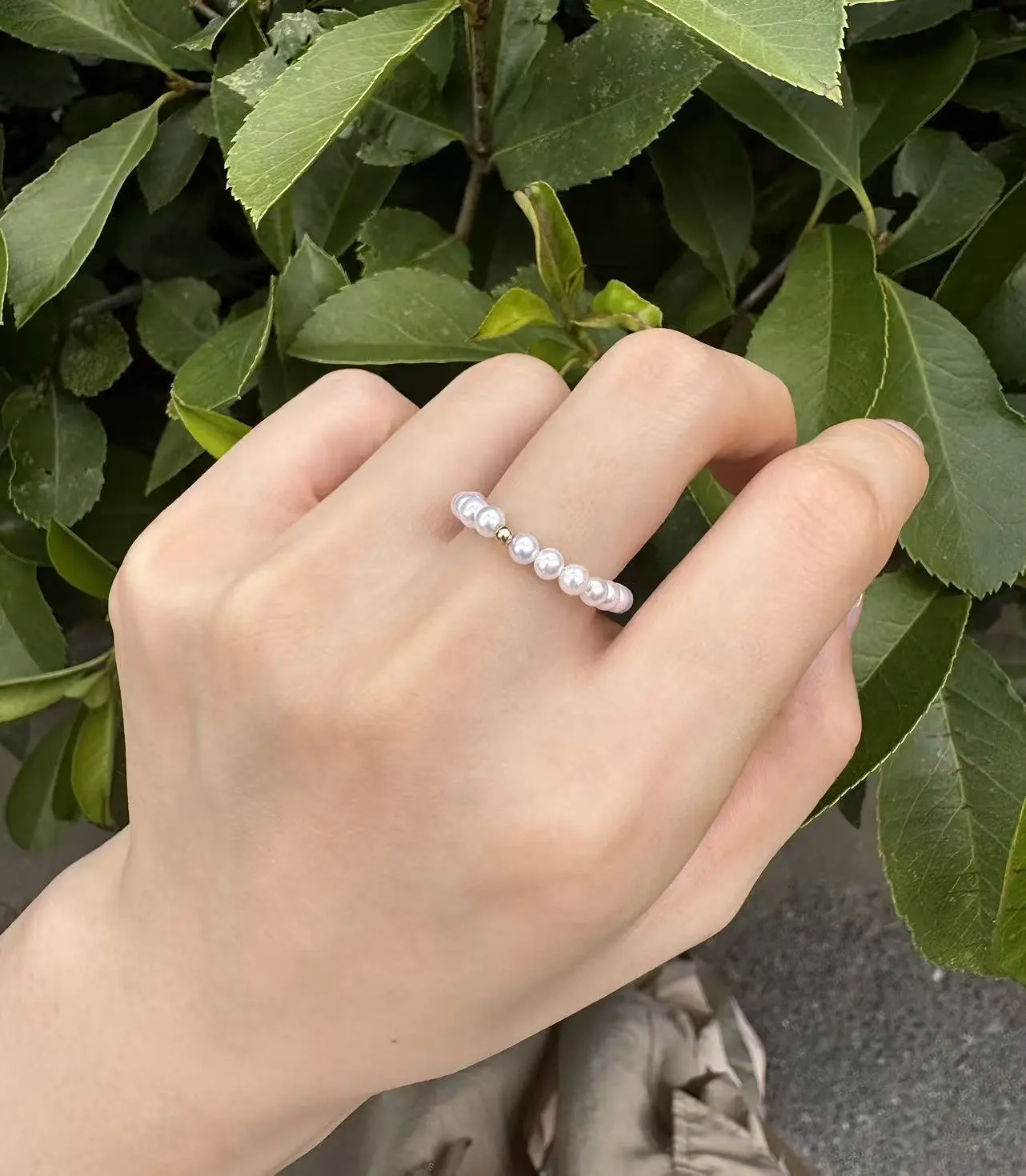 R06-The Aurora Luminous Pearl Ring Hand-Selected Freshwater Pearls with a Signature Sun-Kissed Accent.Freshwater Pearl Ring, Luminous Pearl Jewelry, Stretch Pearl Ring, Minimalist Ring, Elegant Beaded Ring, Stackable Ring