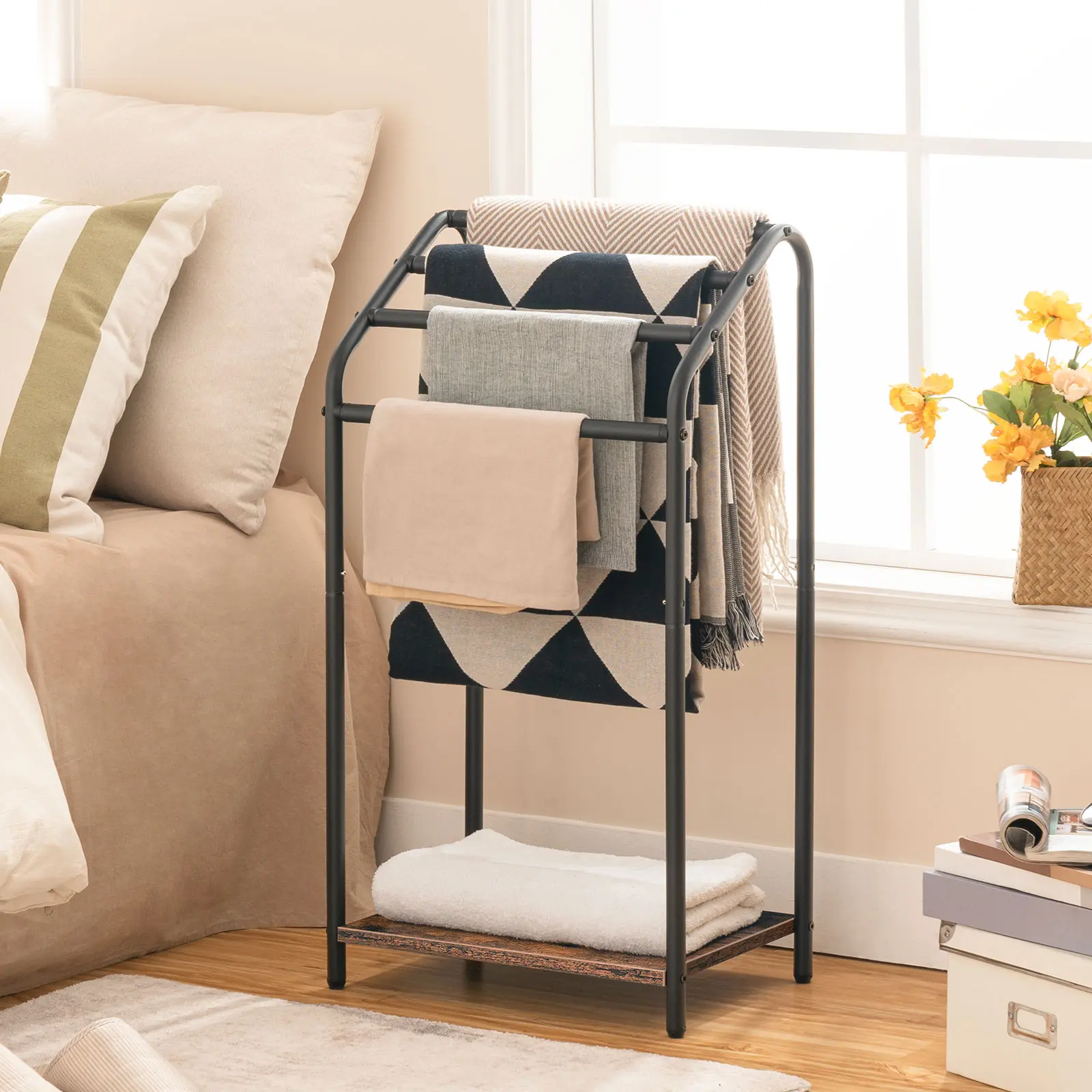 HOOBRO 4 Tier Blanket Rack Stand, Freestanding Towel Rack, 16.3"L x 11.2"W x 31.3"H, Blanket Ladder Holder, Quilt Rack, Drying and Display Rack, Living Room, Bathroom, Rustic Brown and Black #SummerVibes