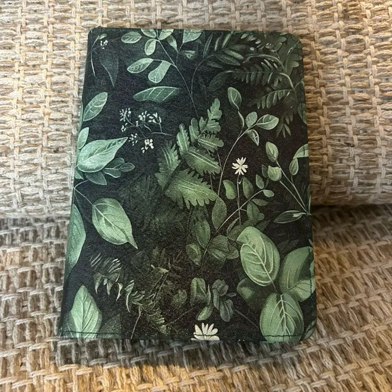 Kindle Paperwhite Case with Stand   – Auto Wake/Sleep Cover for E-Readers – Stylish Reading , Strong Magnet