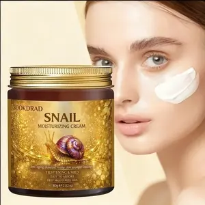 Snail Moisturizing Cream with Snail Extract for Gentle Hydration and Soft Firming, 80g Deep Moisturizing Day Hydrating Facial Moisturizer for Dry Sensitive Skin Daily Care Soothing Touch