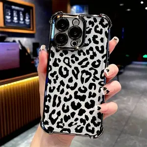 Fashionable and luxurious full-screen leopard print design phone case, offering comprehensive protection against dirt and drops. Suitable for all iPhone series models including 17- 11 Pro Max. A high-quality gift suitable for family and friends