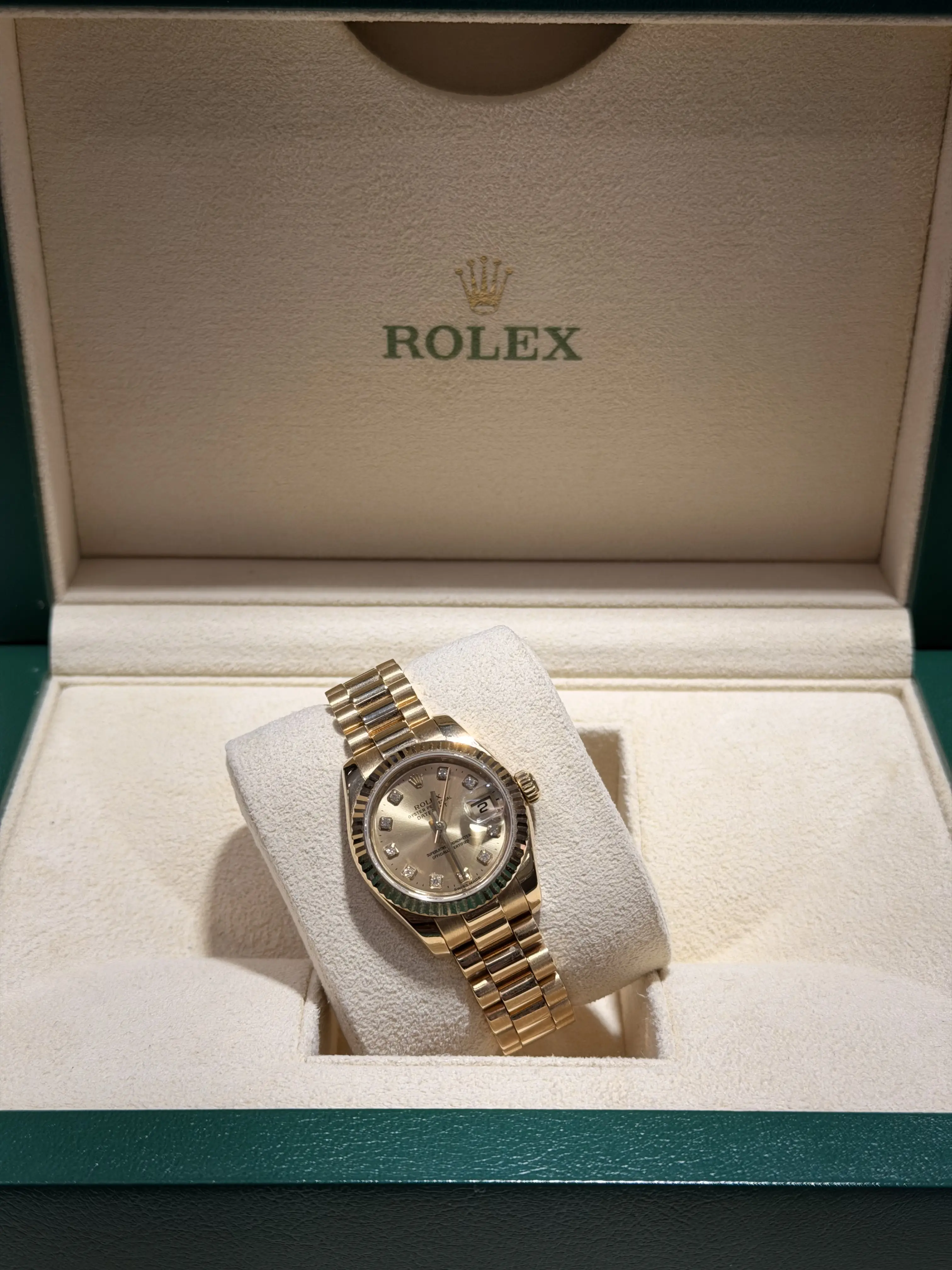 Rolex Datejust 26 mm Champagne Diamond Dial 18K Yellow Gold Watch