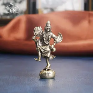 Vintage Brass Living Buddha Jigong Small Statue Desktop Ornament Antique Copper Miniature Figurine Lucky Home Decorations Crafts