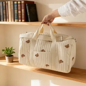 Flower & Bear Pattern Quilted Design Travel Bag, Large Capacity Travel Bag, Casual Trendy Versatile High-quality Daily Commuting Bag, Traveling Bag, Travel Essentials Bag