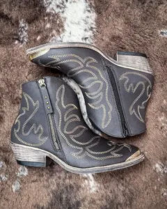 Very G - Tazz Ankle Bootie in Black