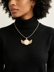 Personalized Sweater Chain, Photo Pendant, Rhinestone & Angel Wings, Stainless Steel Vintage Style, Unique Fashion Accessory, Personalized Statement Necklace, Fashionable Accessories