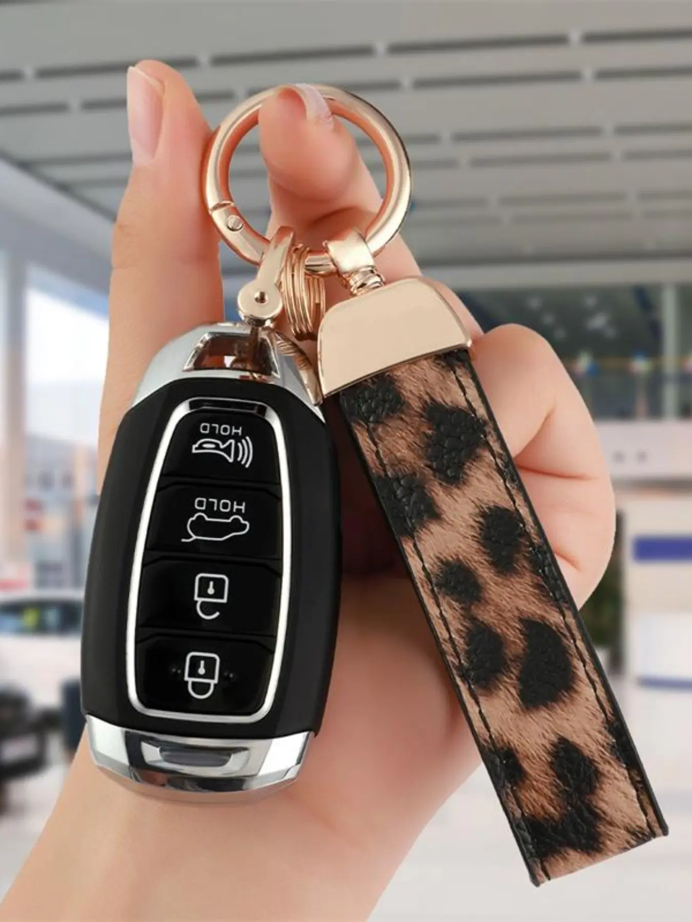Leopard Print Zinc Alloy Car Keychain, Scratch-Resistant Wear-Resistant Fade-Proof, Unisex Hanging Decor, Multi-Scene Use, Decorative Accessory, Keychain Lanyard, Fashionable Alloy Keychain