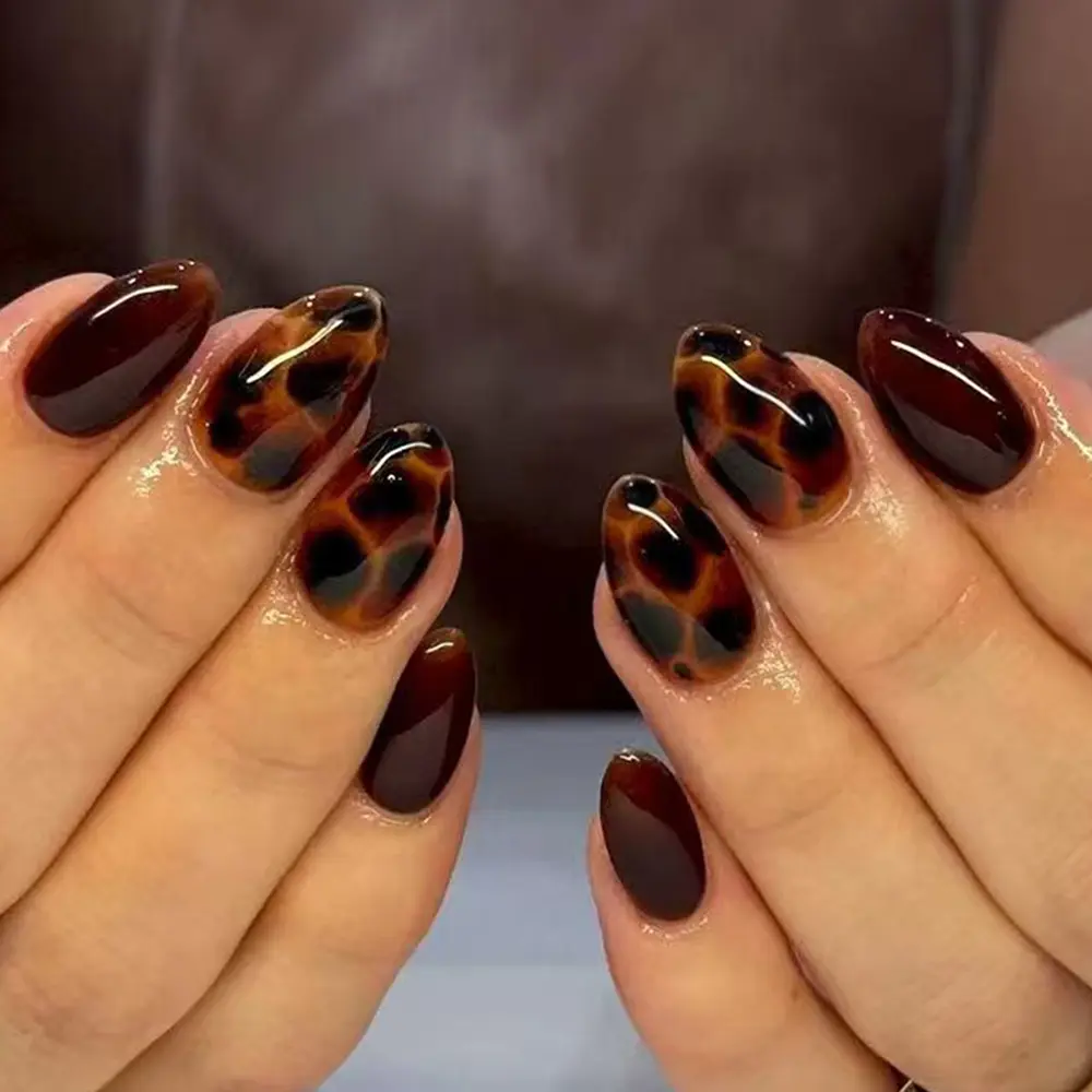 24pcs Short Oval Leopard Print Press-On Fake Nails Set, Includes Jelly Glue and Nail File, Easy to Wear, Perfect for Parties, Dancing, Daily Use