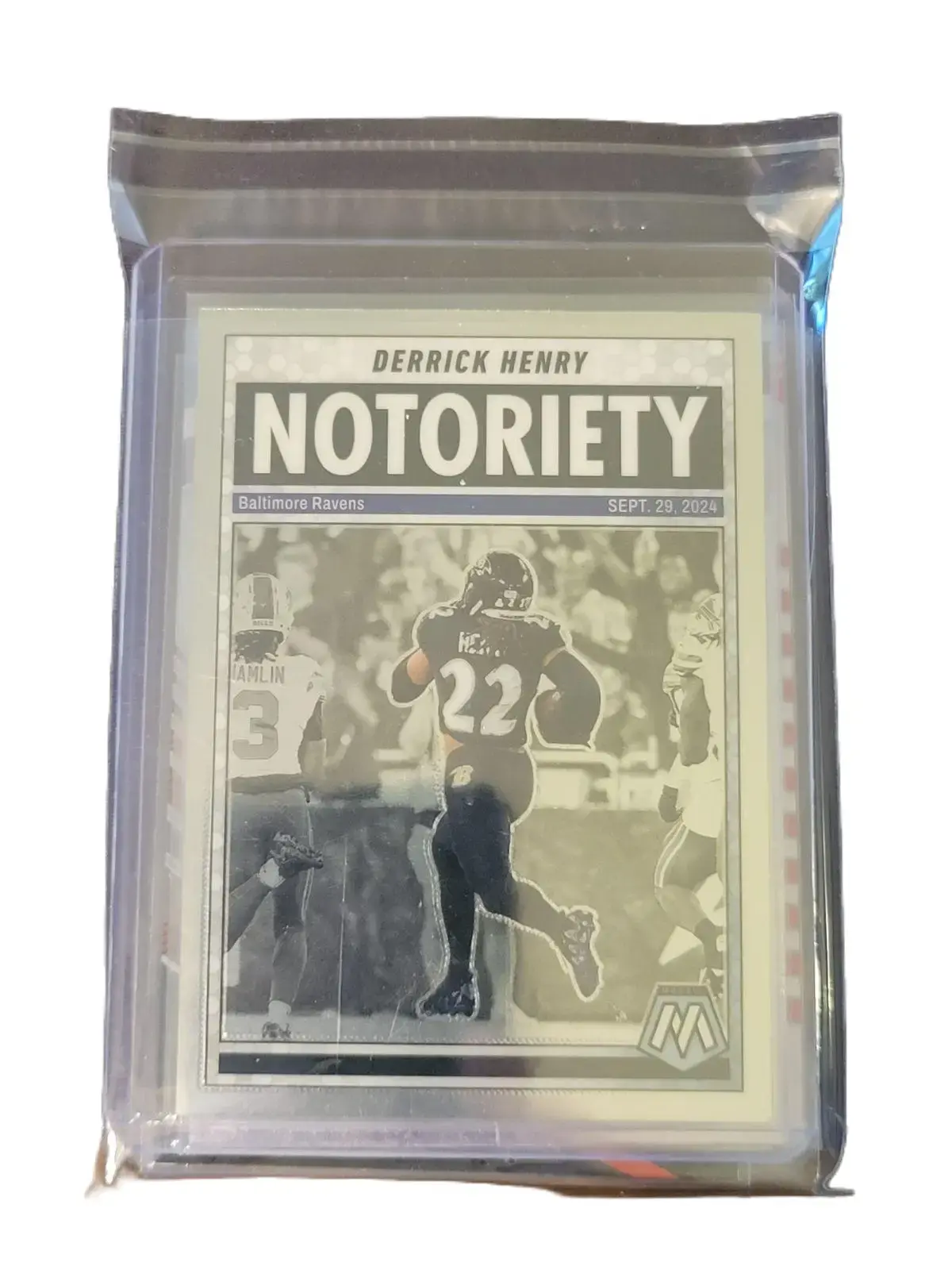 (1) Random assorted card bundle (Aprox 6-9 cards football) Sportscards