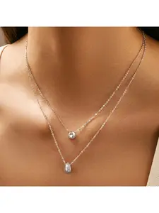 Double-layer minimalist elegant necklace - golden heart-shaped round pendant neck chain - round women's design pendant - lightweight luxury necklace