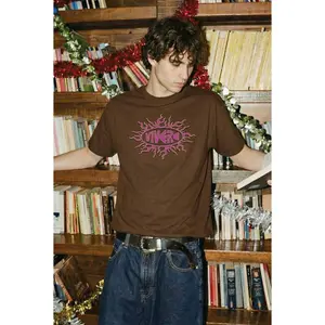 Gift Shop T-Shirt Brown Gift Shop T-Shirt Brown