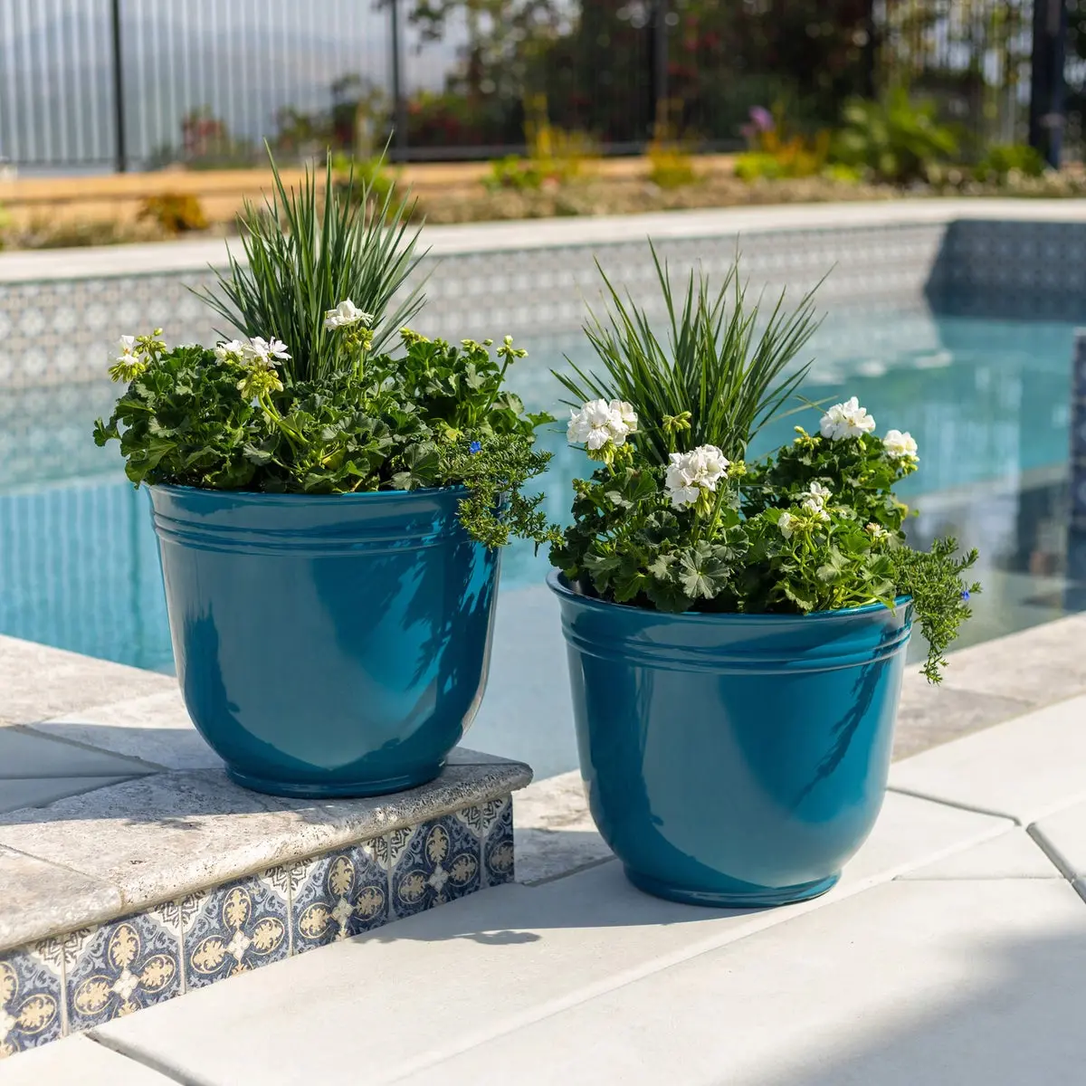 Trendspot — Theo Resin Planters by Trendspot, 2-pack