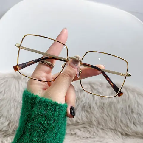 Cute Brown Square Frame Anti-blue Light Eyeglasses, Stylish Square Frames, Trendy Square Frames, Casual Stylish Glasses, Fashion Eyeglasses for Women & Men, Fashion Eyeglasses for Work, Daily Clothing Decor, for Student Daily Use, Square Frame Eyewear