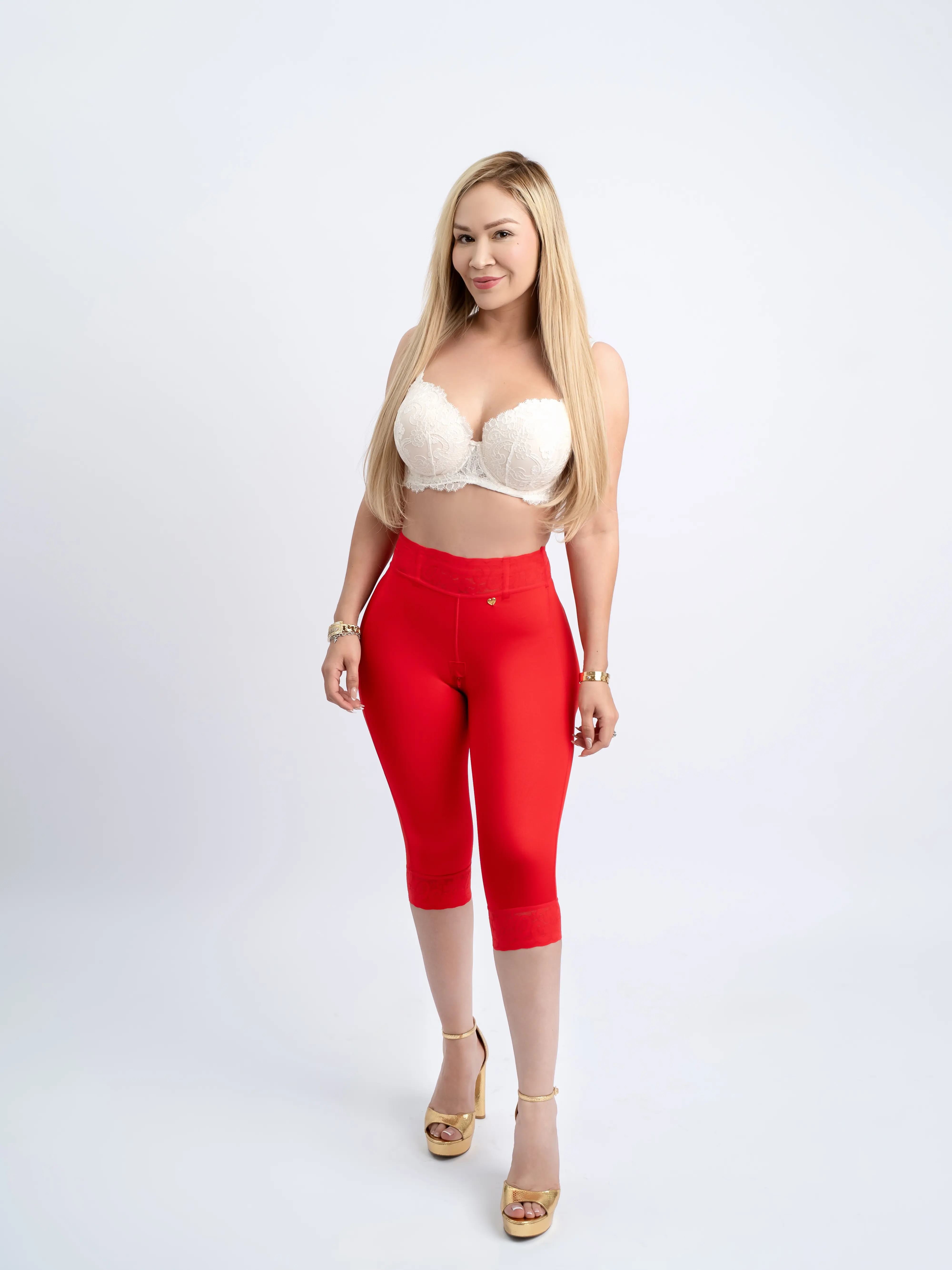 Noely Mega Booty Pierna Larga Colombiana