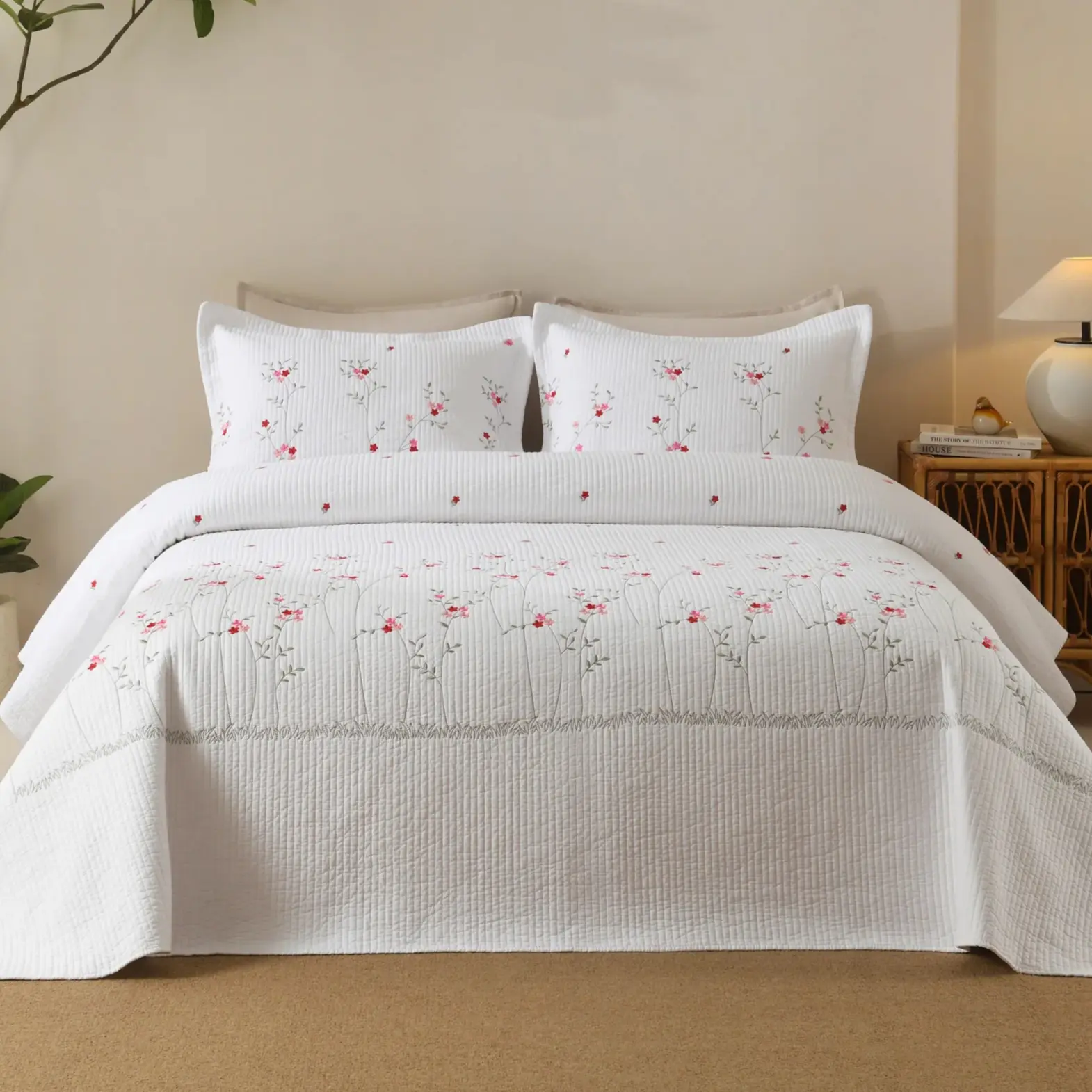Queen 3-Piece Cotton Quilt Set - Classic Traditional Elegant Vine Floral Embroidery Quilted Bedspread, Wrinkle Resistant All-Season Farmhouse Cotton Washed Bedding Set for Bedroom Decor, Year-Round