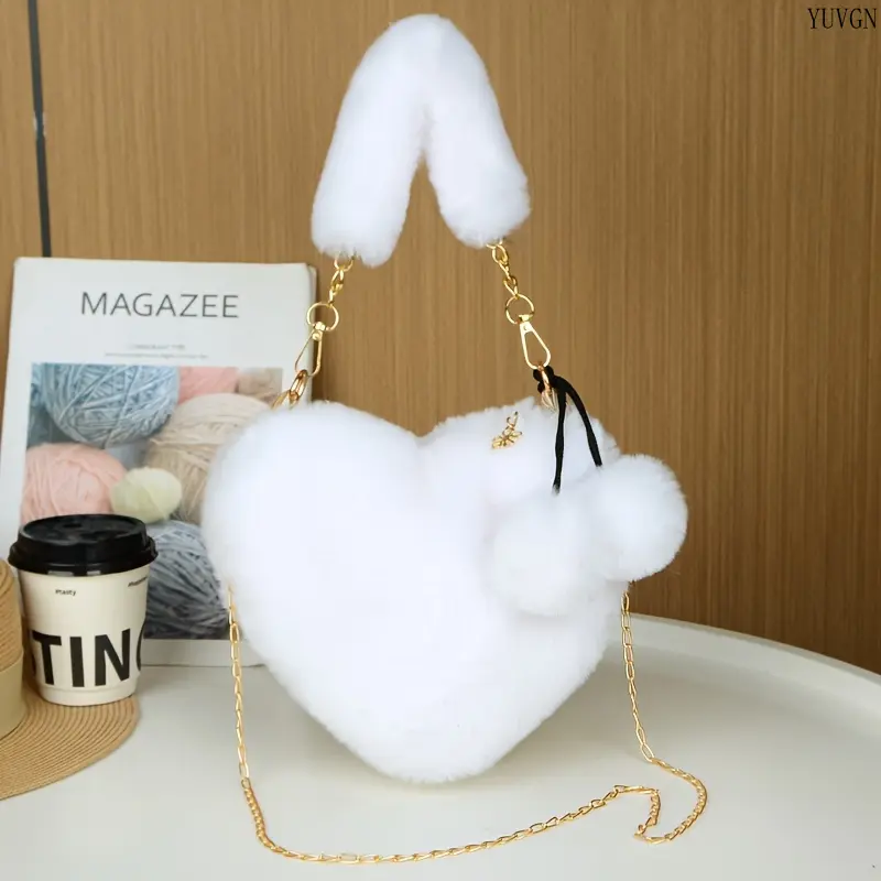 Women's Cute Fluffy Heart-Shaped Crossbody Purse with Chain, Casual Female Sporty Bag for Gym and Outdoor Use, Adults