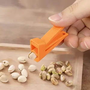 1pc Plastic Mini Melon Seed Shell Opener, 3D Printed Melon Seed Shell Opener, Kitchen Gadget. Suitable for Gatherings, Baking, Snacks, and Opening Melon Seeds. Convenient and Labor-saving. Detachable and Washable. Creative Little Tool