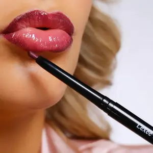 Berry Lip Liner