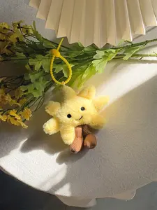 Cute Plush Sunflower, Artificial Flower Bag Charm, Perfect Gift and Collectible Item, Adorable Fuzzy Accessory, Floral Pattern Keychain