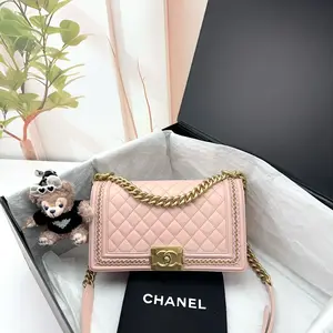 Pre-owned CHANEL Lambskin Shoulder Bags 7.8'' R4479 Shoulder Bag C531418275 0225 T1 Chloe