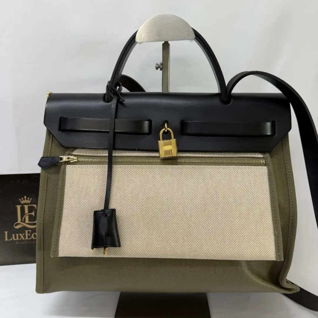 Pre-owned HERMÈS Herbag 31 Shoulder Bag in Green Waterproof Canvas & Black Calfskin Leather (98% New, Z Stamp)